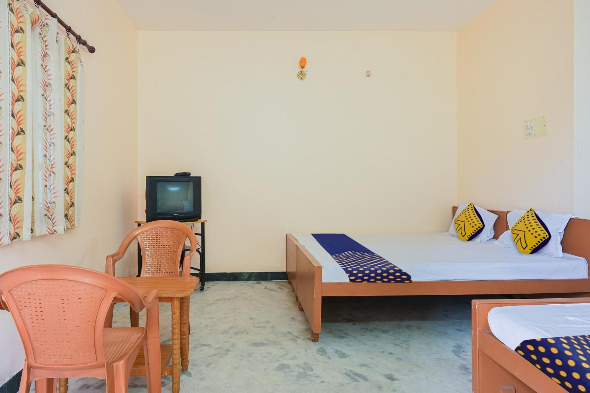 Hotel O Vel Vel Guest House パラニ エクステリア 写真
