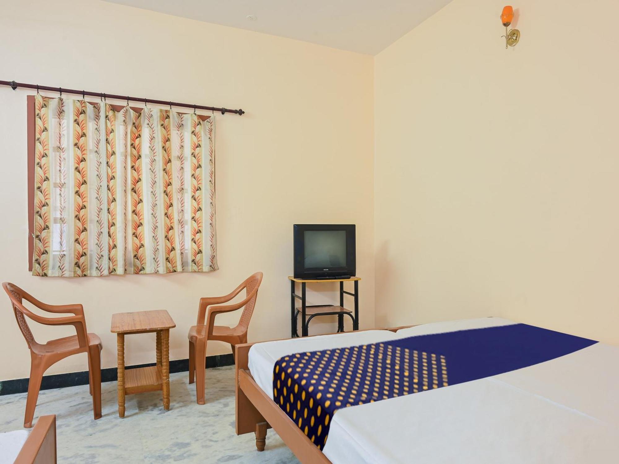 Hotel O Vel Vel Guest House パラニ エクステリア 写真